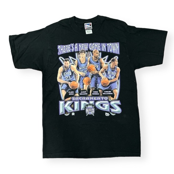 NBA Other - Sacramento Kings vintage 2000s T-shirt